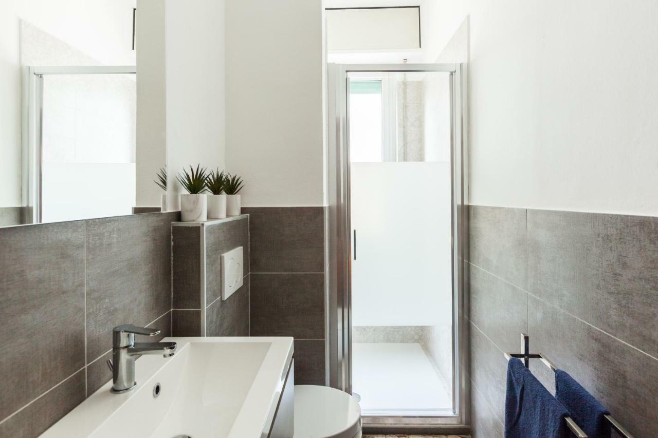 Milano Apartment Ana Ngoại thất bức ảnh